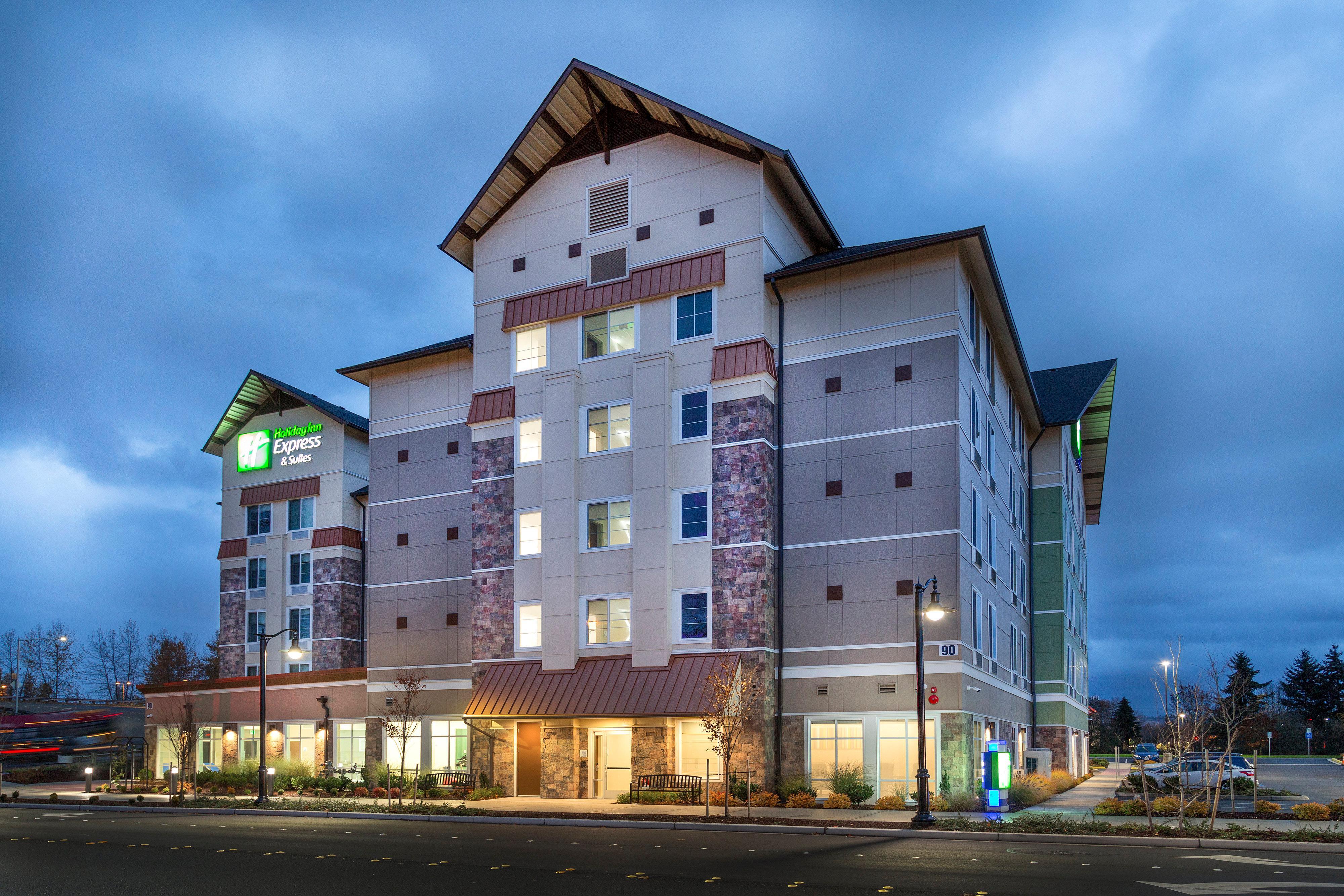 Holiday Inn Express & Suites - Seattle South - Tukwila By Ihg Bagian luar foto